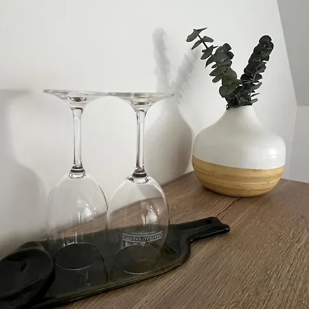 Pensionat A Restaurace Zamecka Vratnica 3*